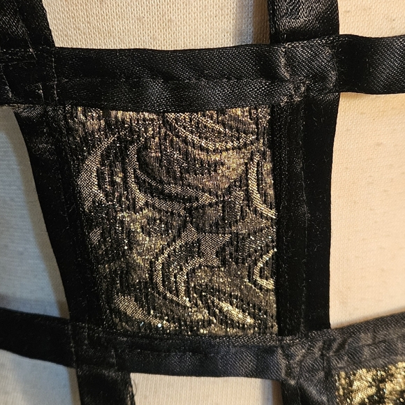 Handmade Chic Black and Cream Grid Dress. Under Dress Not Included. Size 10 - Picture 13 of 15